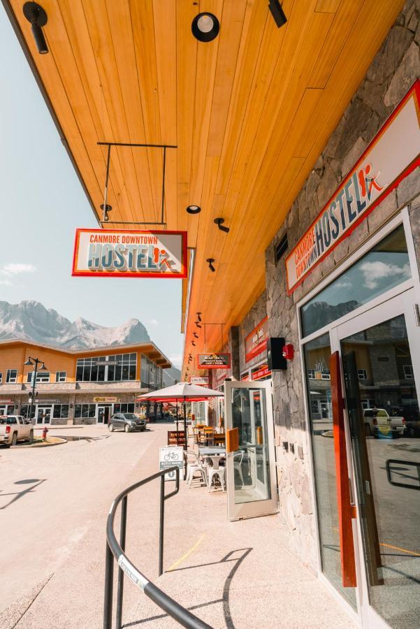 Canmore Downtown Hostel מראה חיצוני תמונה