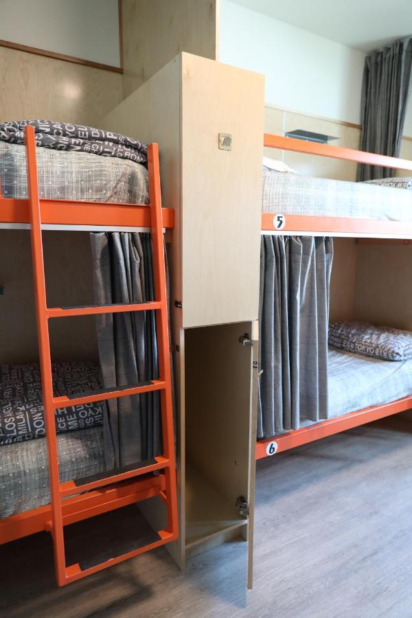 Canmore Downtown Hostel מראה חיצוני תמונה
