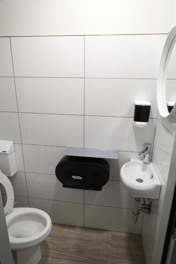 Canmore Downtown Hostel מראה חיצוני תמונה